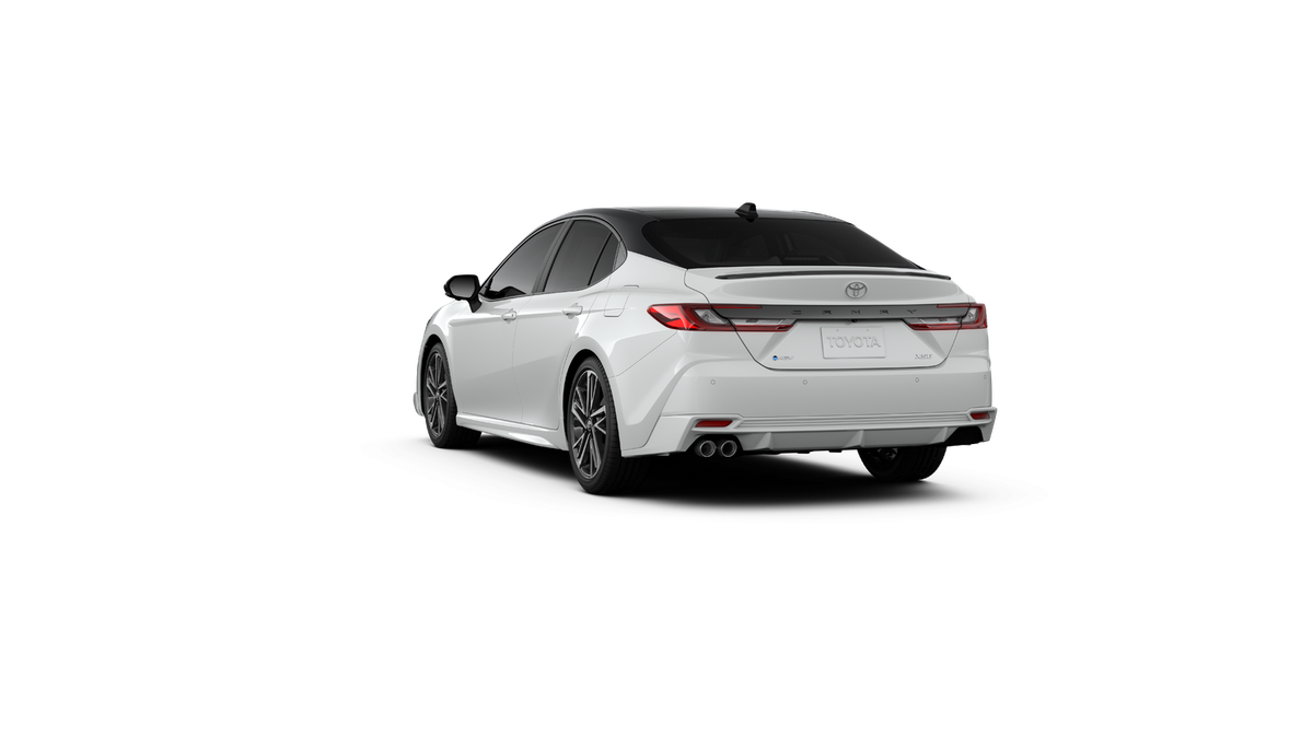 New 2027 Wind Chill Pearl with Midnight Black Metallic roof Toyota XSE image 7