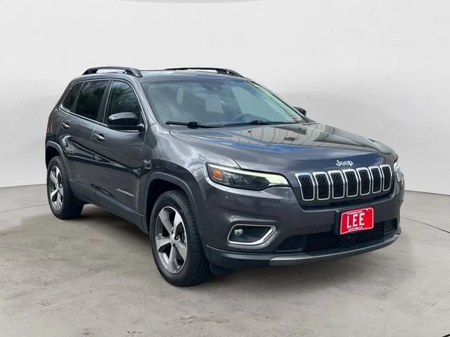 Used 2022 Granite Crystal Metallic Clearcoat Jeep Limited image 7