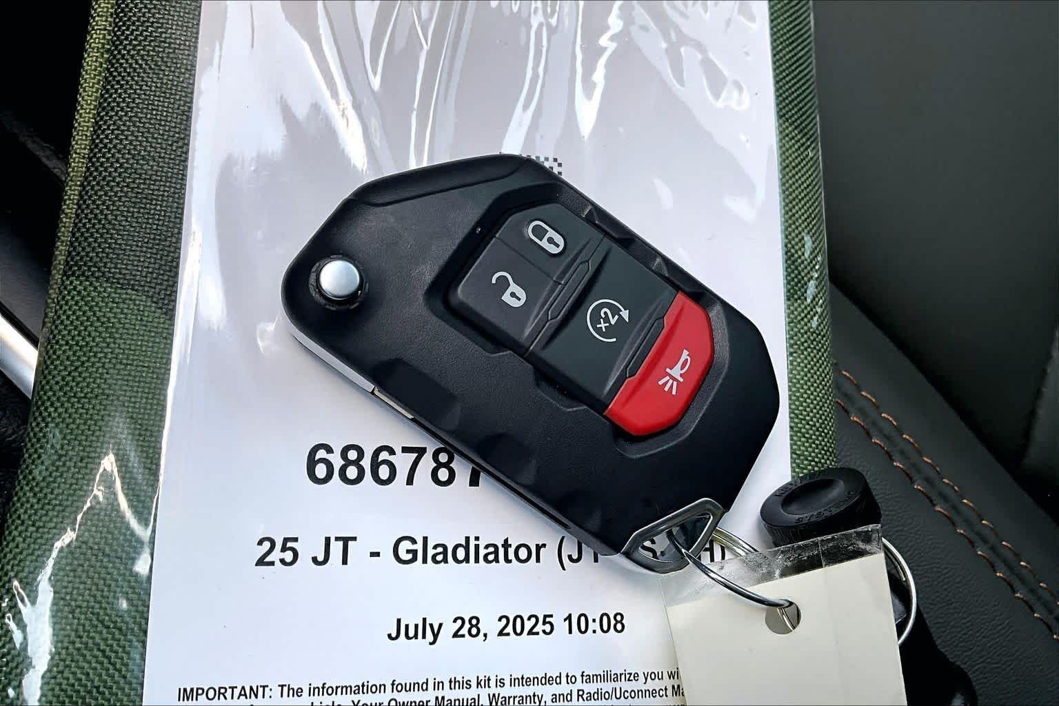 Used 2025 41 Jeep Mojave X image 15