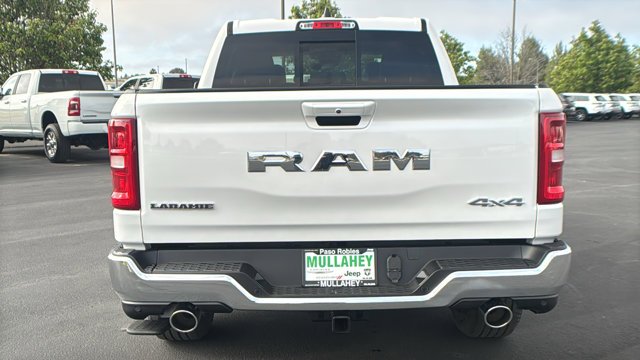 New 2026 Ivory White Tri-Coat Pearl-Coat Exterior Paint RAM Laramie image 4
