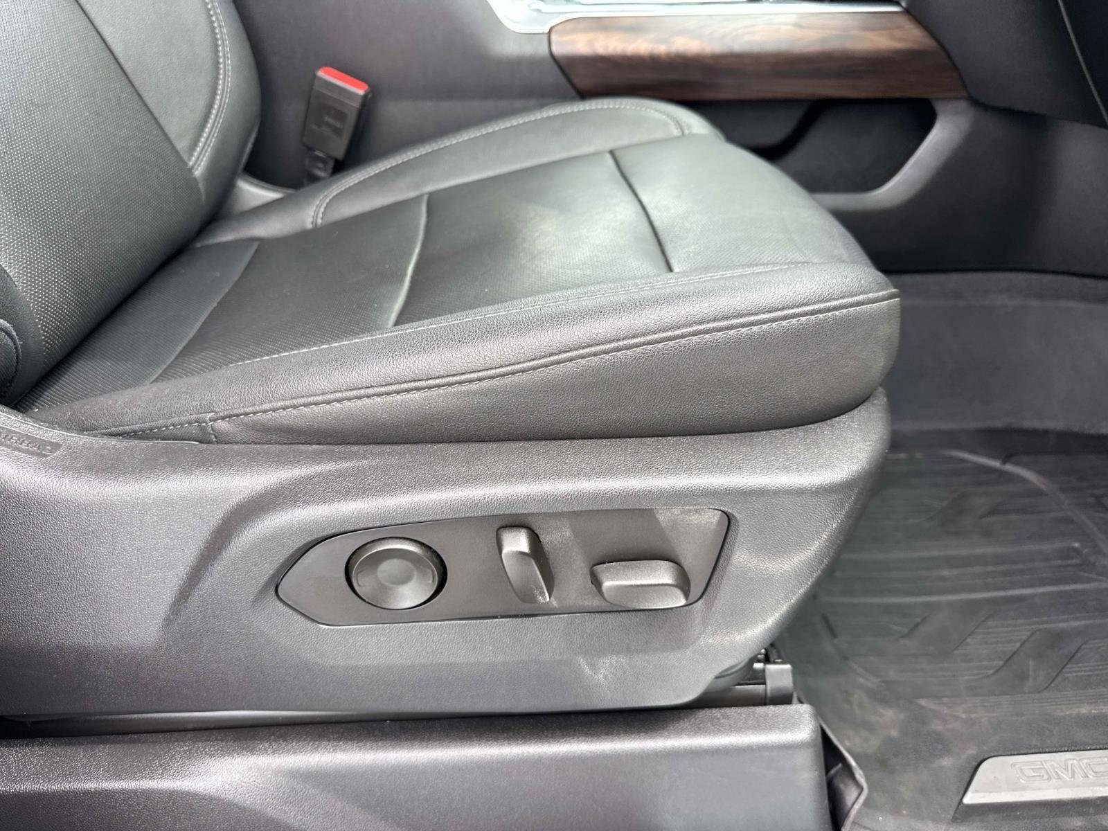 Used 2022 Onyx Black GMC SLT image 11