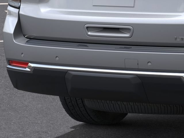 2026 Chevrolet Suburban LT - Photo 14