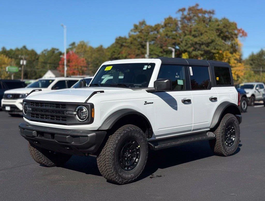 New 2026 White Ford Big Bend image 8