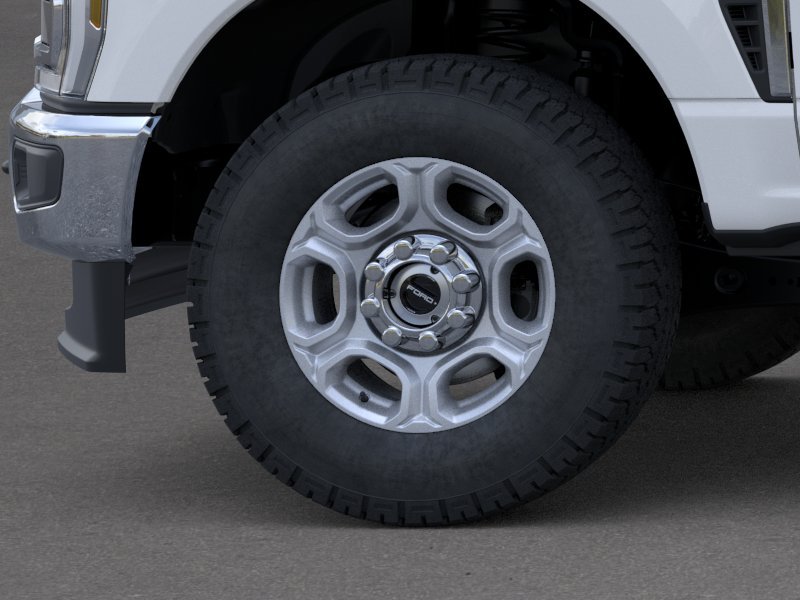 New 2026 Oxford White Ford F-250® XLT image 44