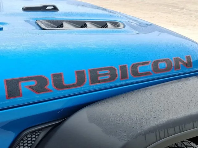 Used 2024  Jeep Rubicon image 28