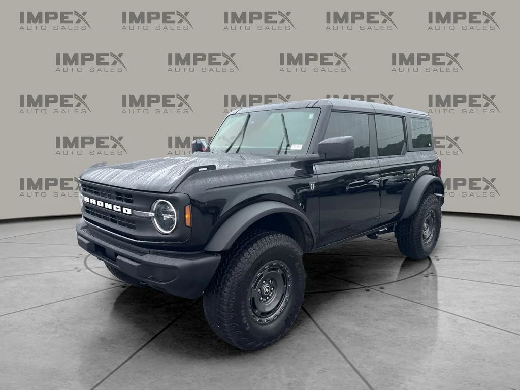 Used 2025 Black Ford Base image 1