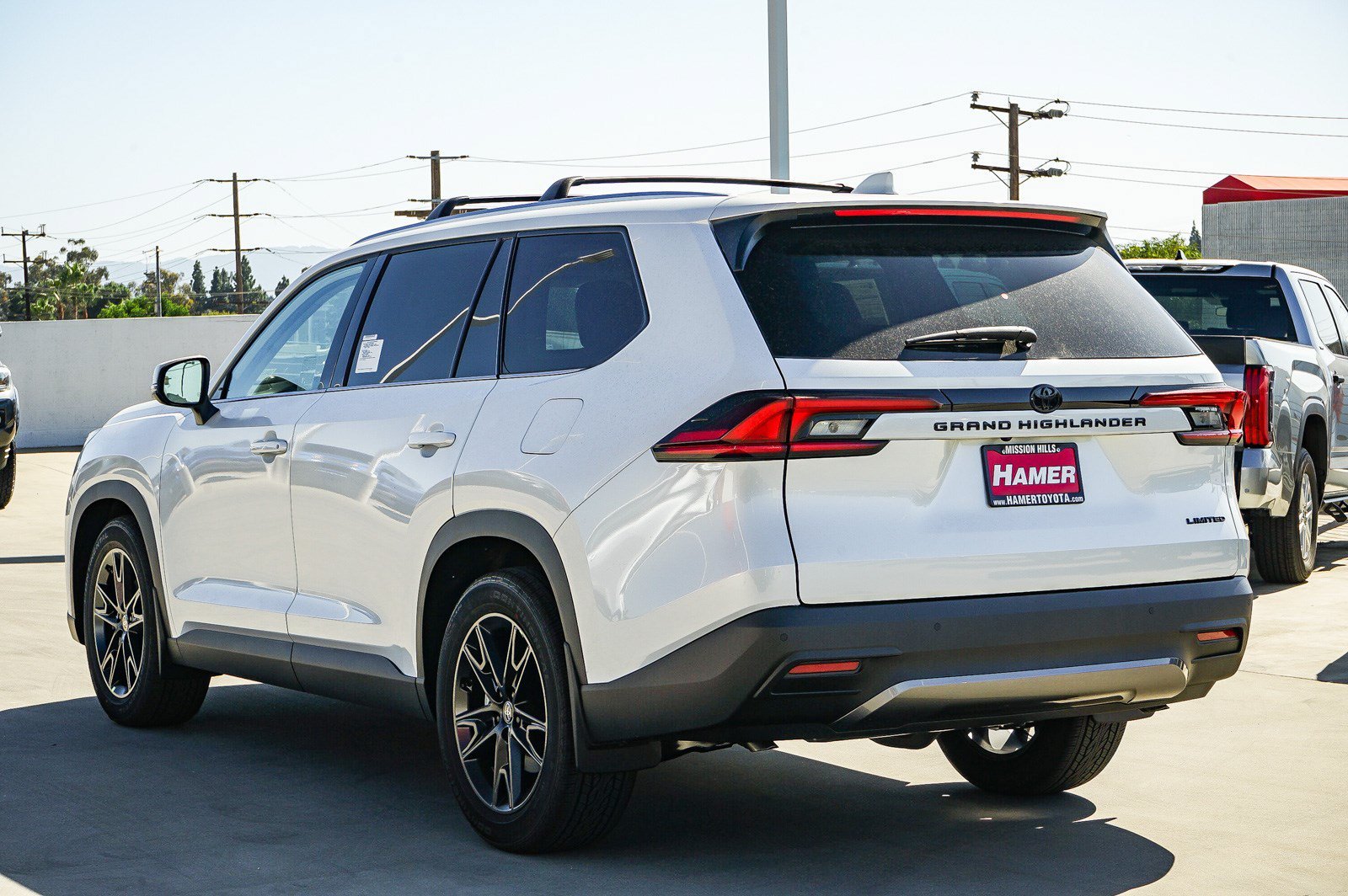 New 2026 Wind Chill Pearl Toyota Limited image 4