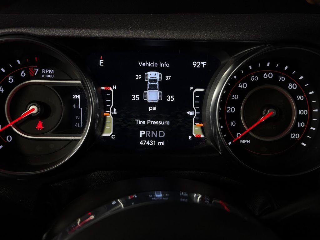 Used 2022 Gray Jeep Mojave image 14