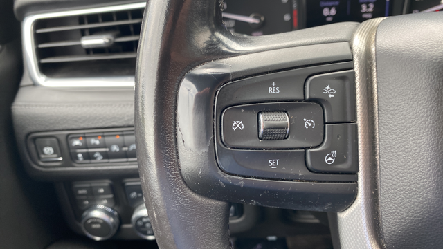 Used 2021 Gray GMC Denali image 34