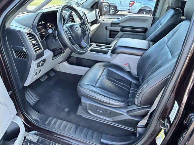 Used 2019 Red Ford XLT image 16