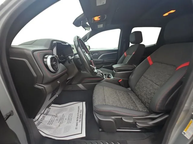 Used 2024 Silver Chevrolet Z71 image 9