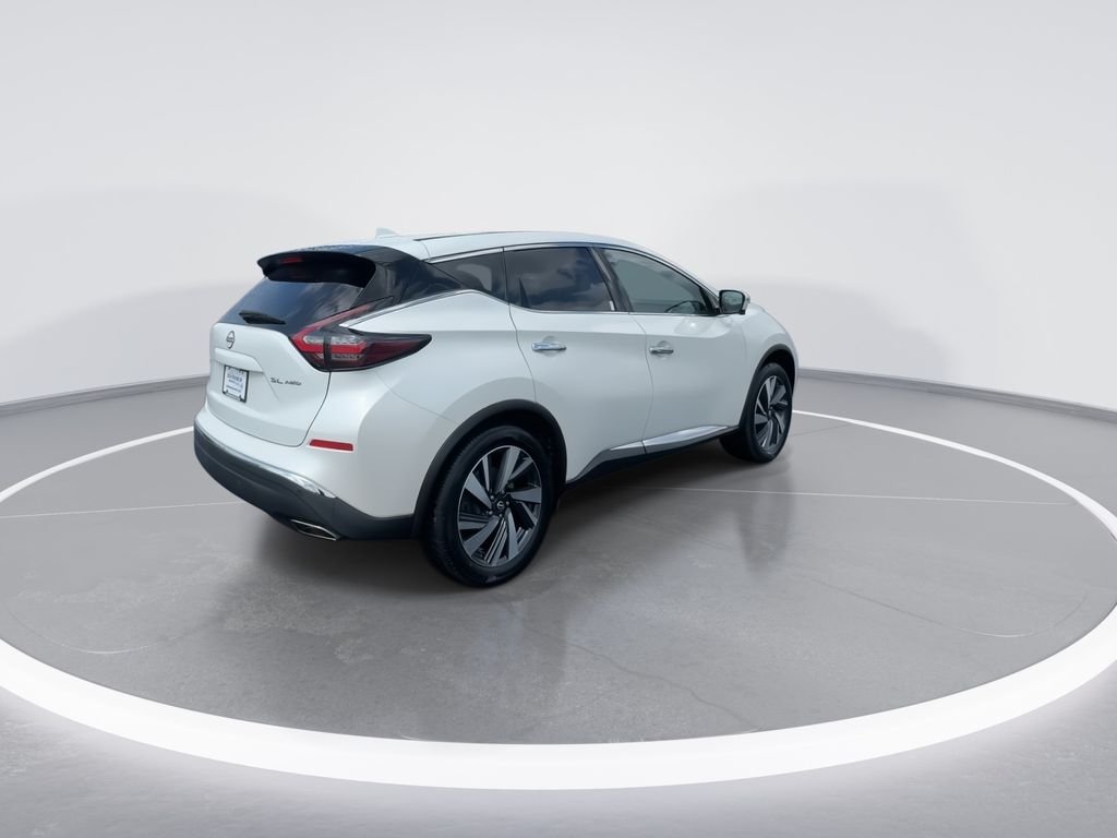 Used 2024 White Nissan SL image 8