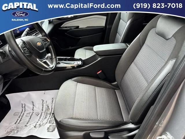 Used 2025 Gray Chevrolet LT image 19
