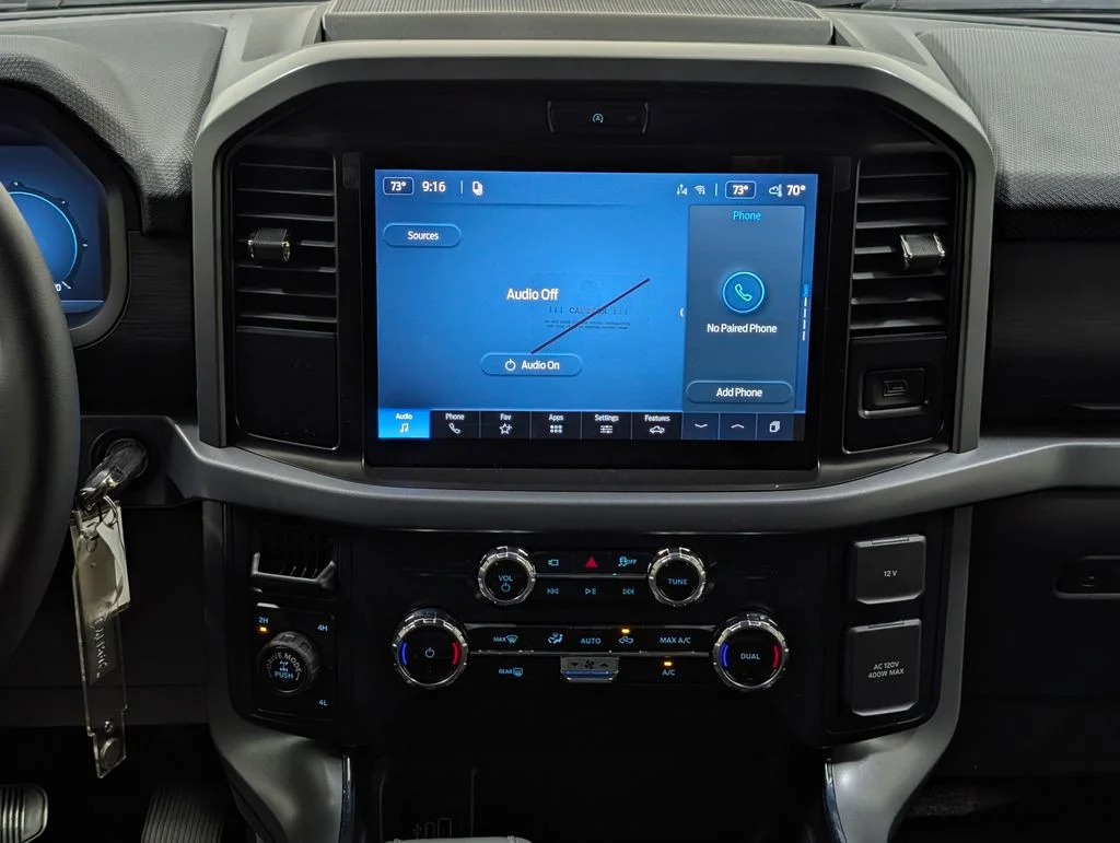 New 2026 Oxford White Ford XLT image 5