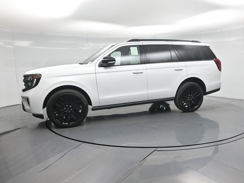 New 2026 Oxford White Ford Platinum image 24
