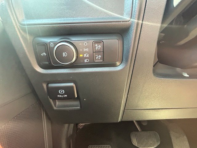 Used 2021 Black Ford XL image 18