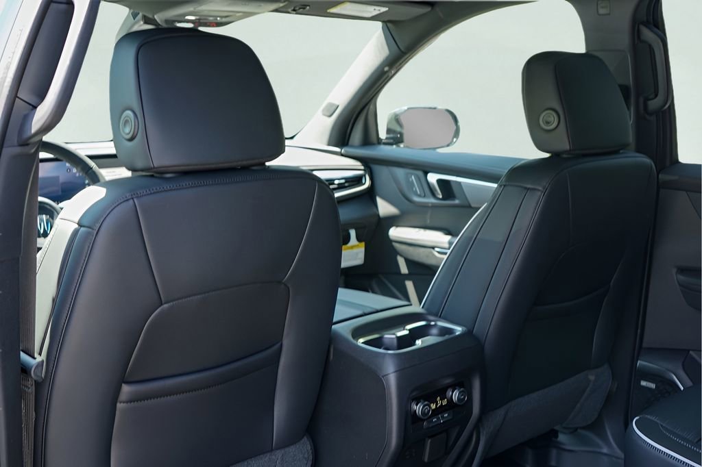 2026 Buick Enclave Sport Touring - Photo 19