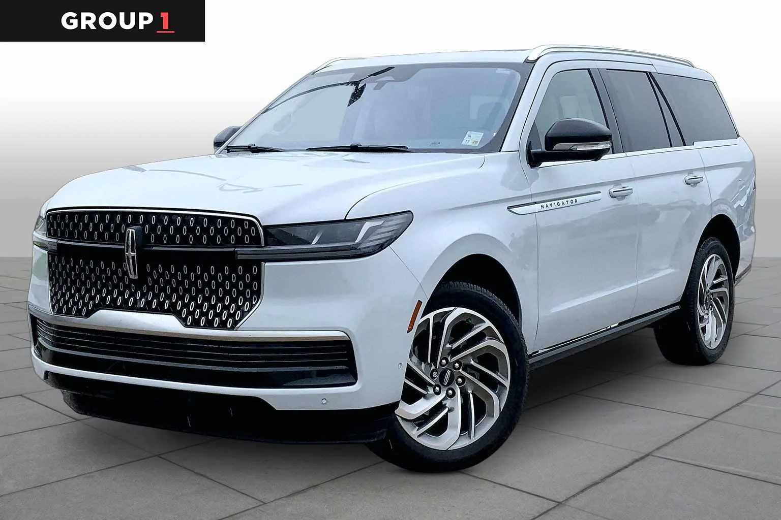 2025 Lincoln Navigator Reserve 4WD's photo