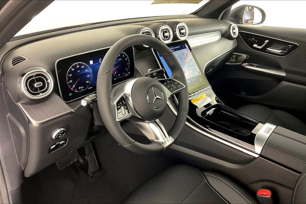 New 2026 MANUFAKTUR exclusive graphite grey magno Mercedes-Benz GLC 300 image 6