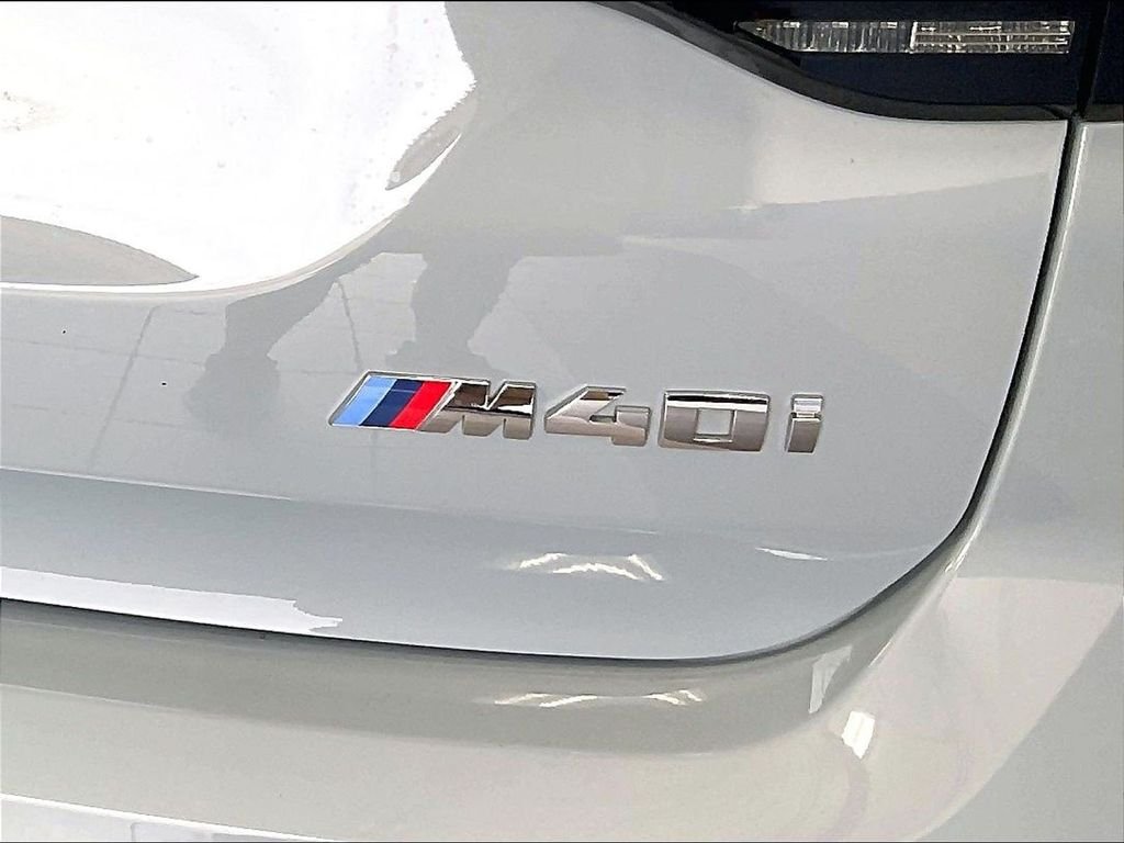 Used 2024 Gray BMW M40i image 28