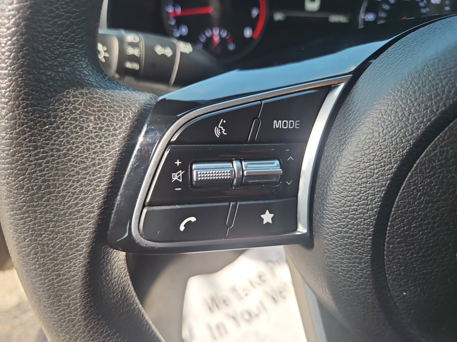 Used 2024 Gravity Gray Kia LXS image 21