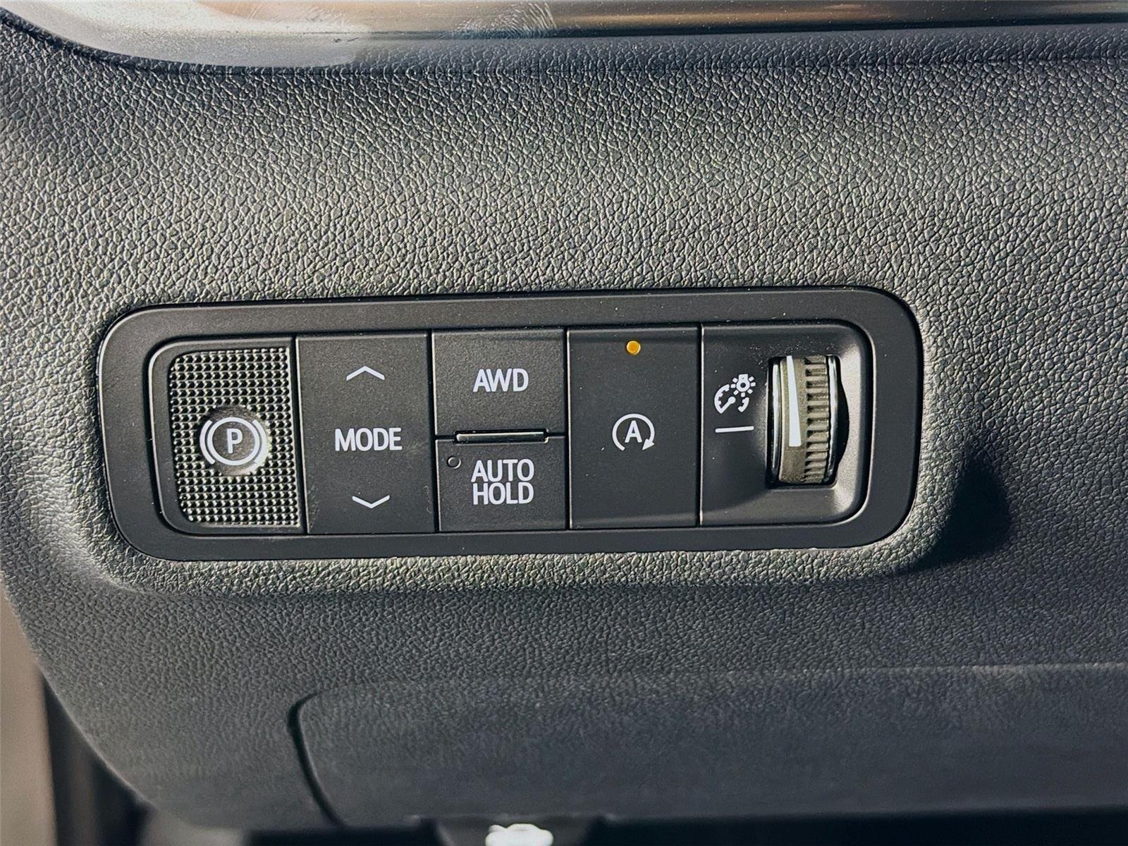 New 2027 Sterling Metallic GMC AWD Elevation image 17