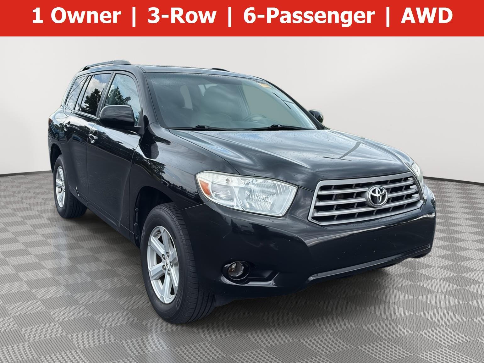 Used 2010 Black Toyota SE image 1