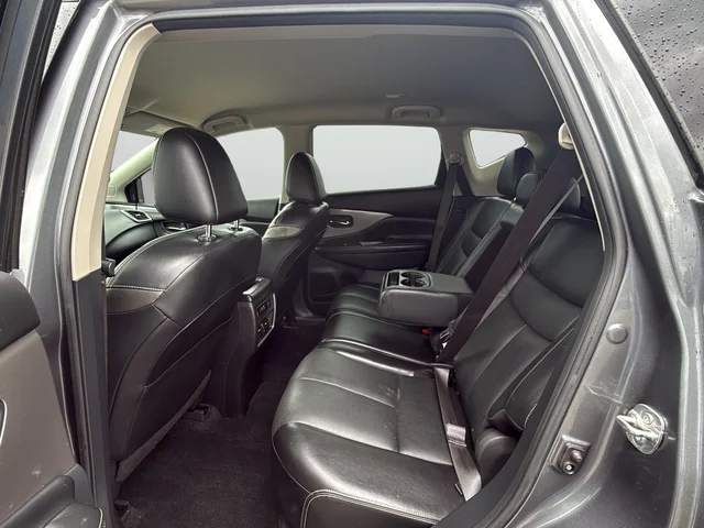 Used 2020 Gray Nissan SL image 15