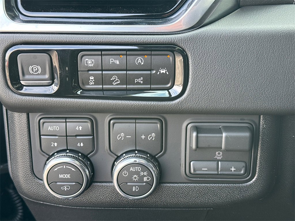 2026 GMC YUKON - Image 18