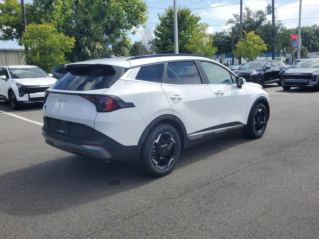 2026 Kia Sportage EX - Photo 8