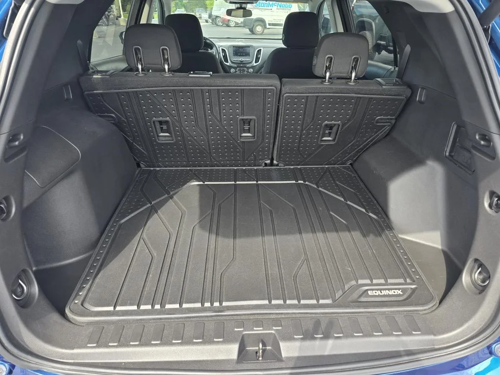 Used 2020 PACIFIC BLUE METALLIC Chevrolet LT image 19