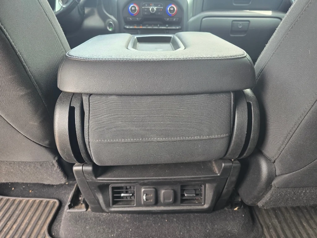 Used 2020 Shadow Gray Metallic Chevrolet LT image 30