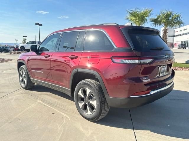 New 2024 Velvet Red Pearl-Coat Exterior Paint Jeep 4xe image 3