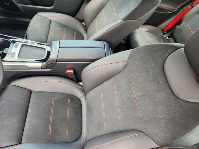 New 2026 Mountain Grey Metallic Mercedes-Benz GLB 35 AMG® image 8