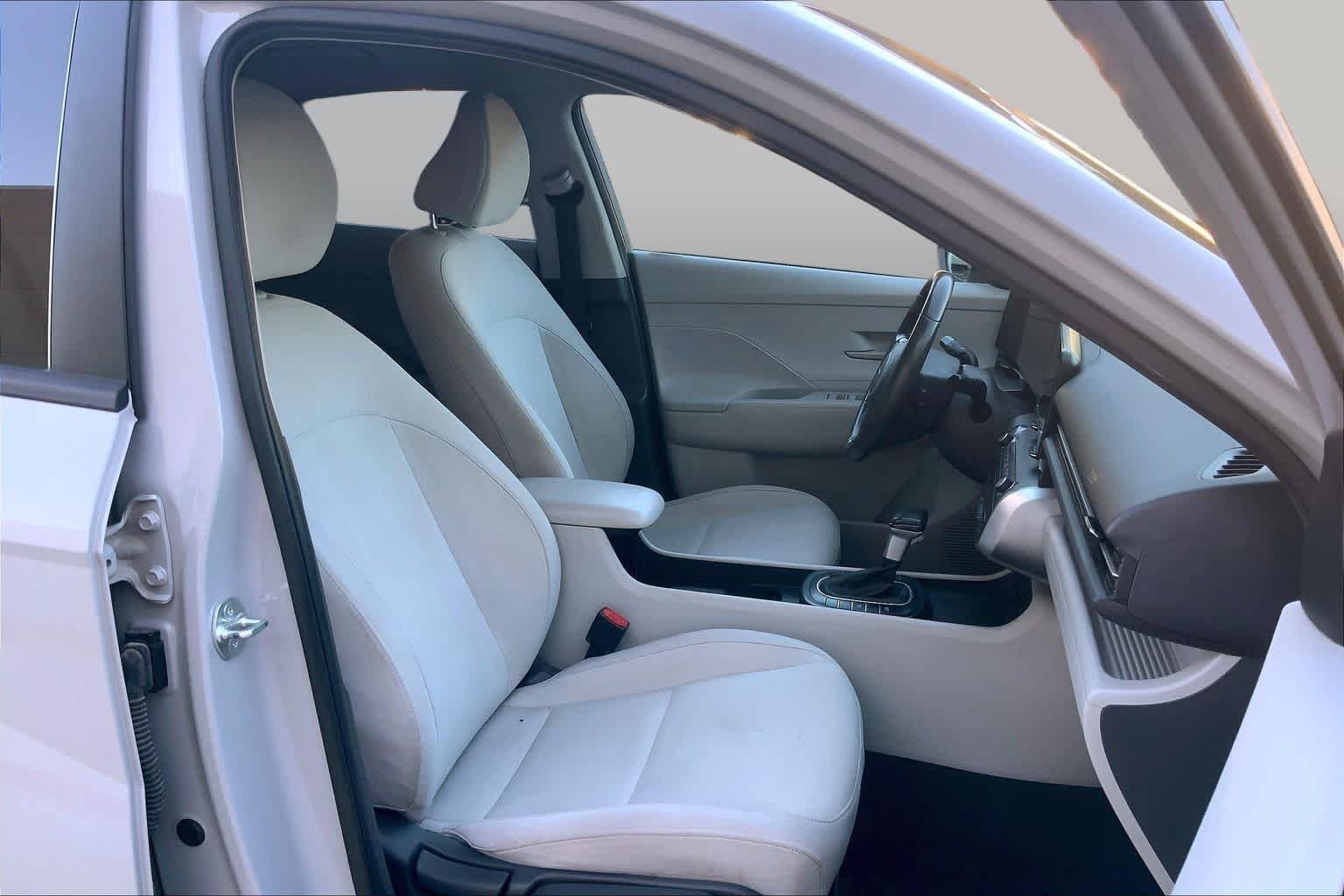 Used 2024 Cyber Gray Metallic Hyundai SEL image 9