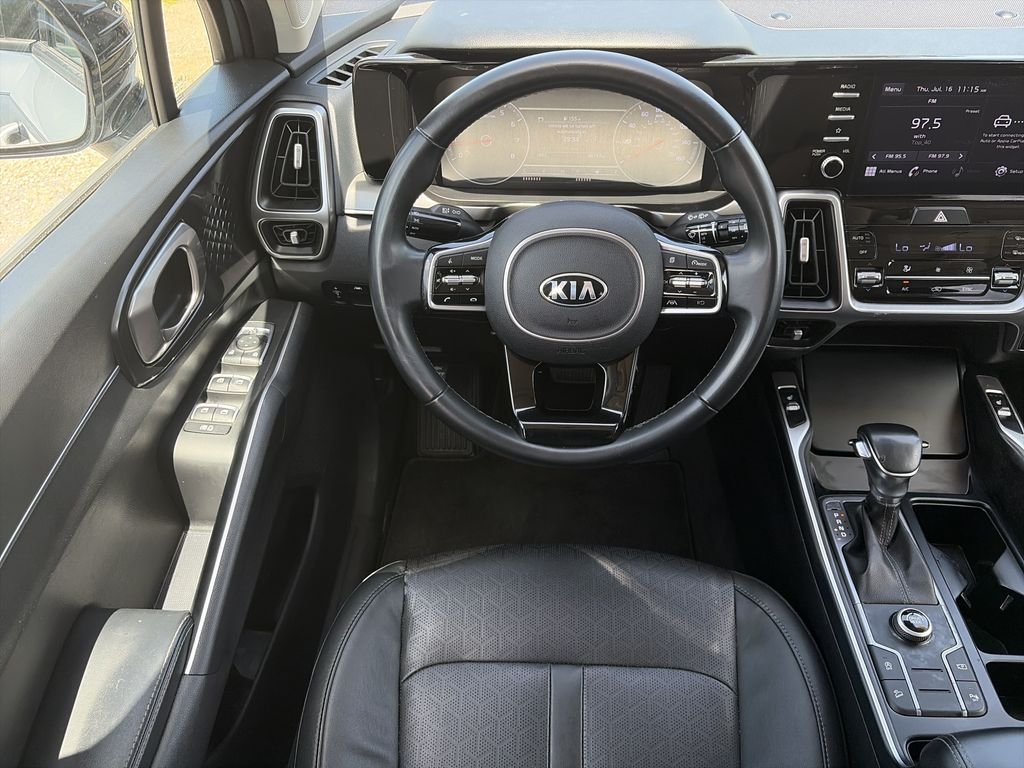 Used 2021 Silver Kia S image 14