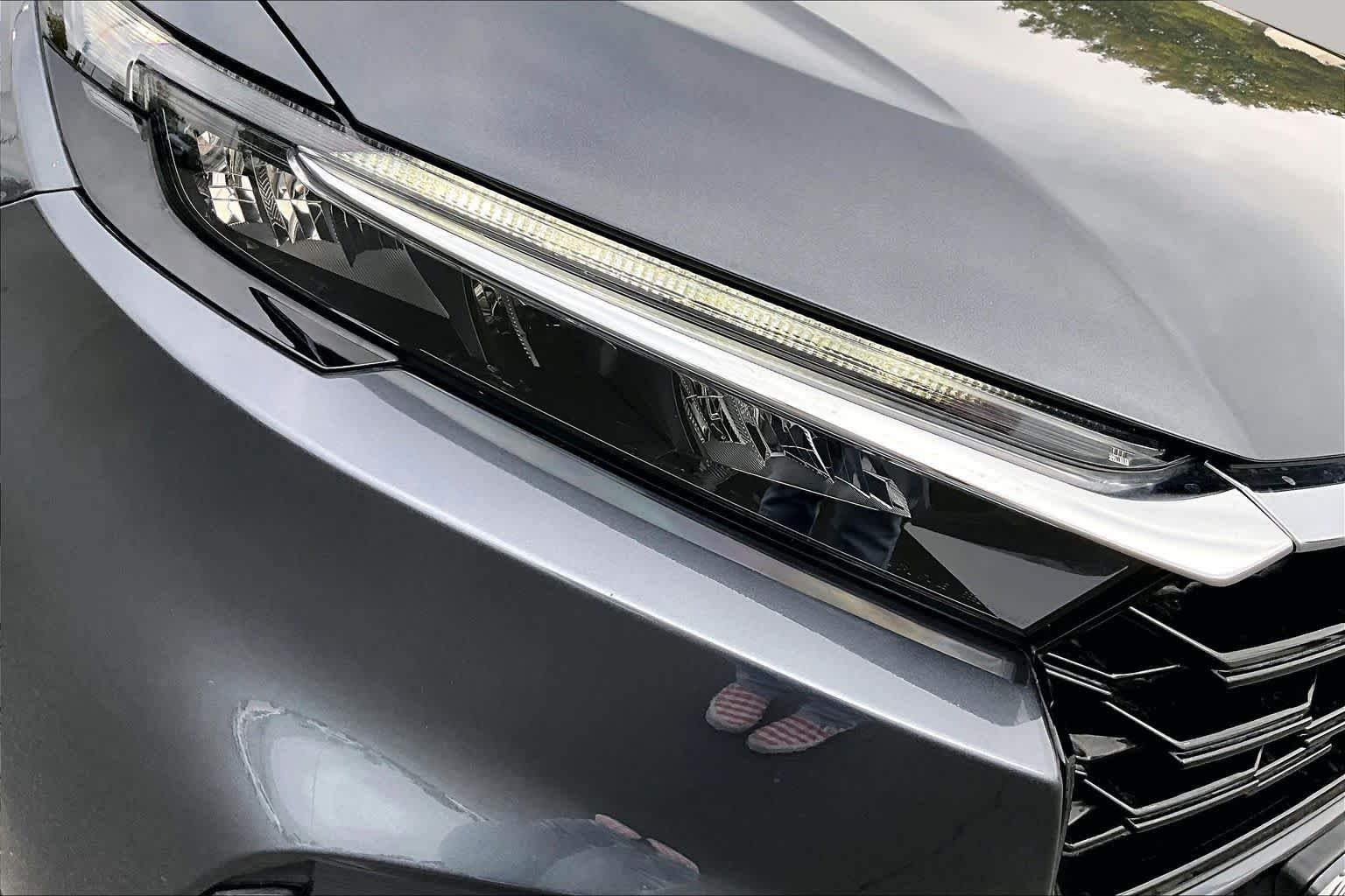 Used 2024 Meteorite Gray Metallic Honda EX-L image 27