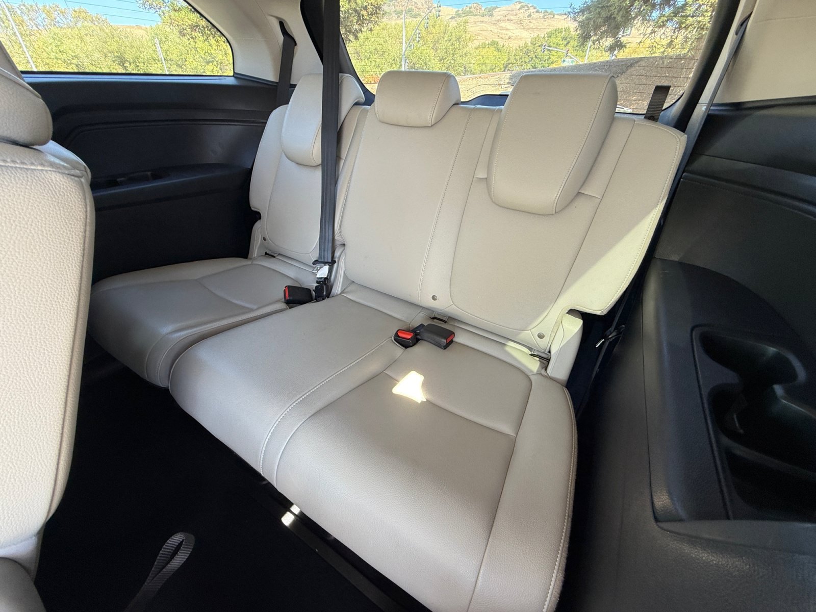 Used 2025 Modern Steel Metallic Honda EX-L image 21