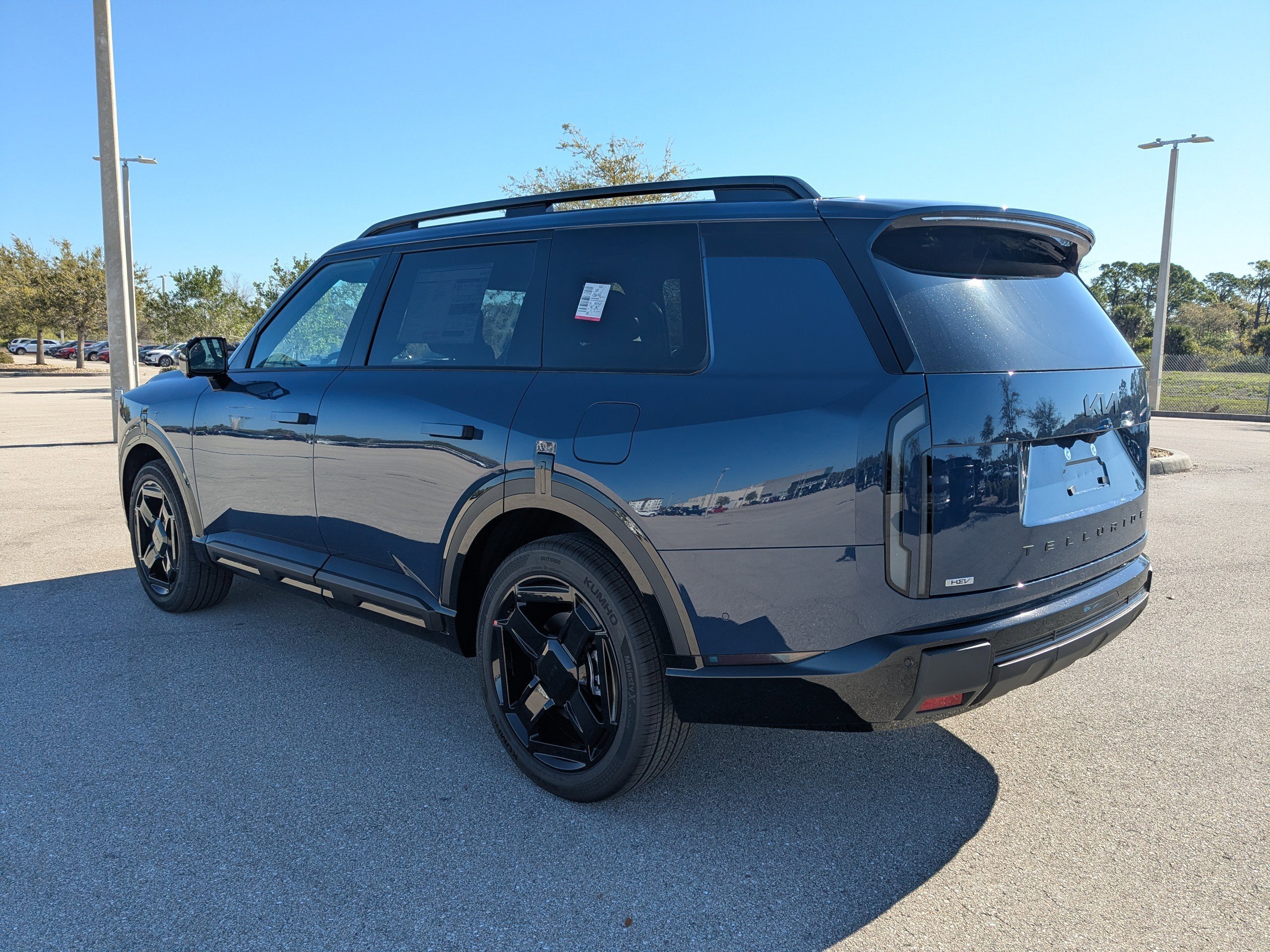 New 2027 Midnight Lake Blue Kia X-LINE SX image 7