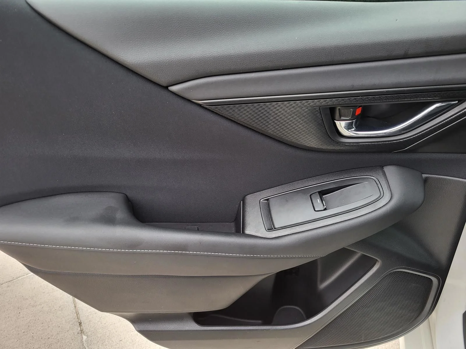 Used 2025 White Subaru Premium image 9