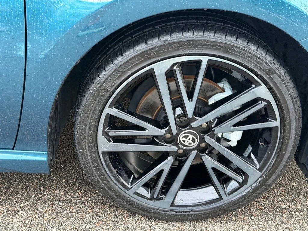 Used 2026  Toyota XSE image 18