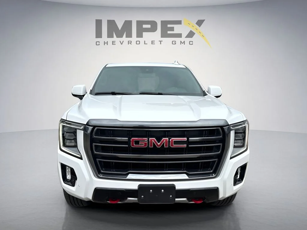 Used 2023 White GMC AT4 image 8