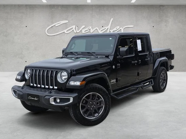 2023 Jeep Gladiator Overland's photo