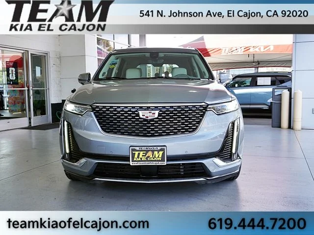 Used 2023 Silver Cadillac Premium Luxury image 4