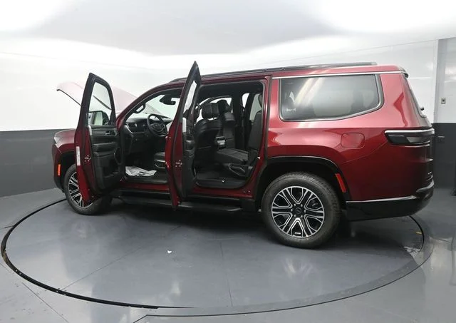 New 2026 Velvet Red Pearl-Coat Exterior Paint Jeep  image 35