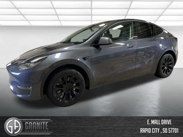 2022 Tesla Model Y Long Range Dual Motor All-Wheel Drive's photo