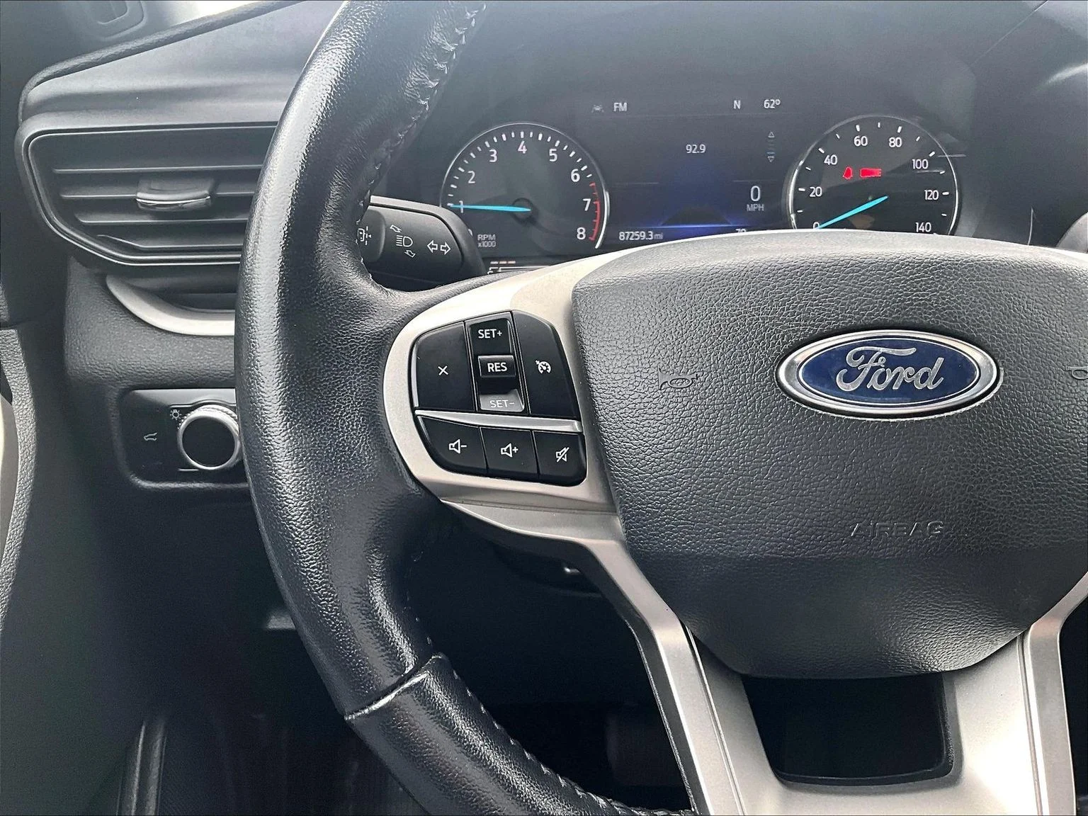 Used 2023 Black Ford XLT image 19