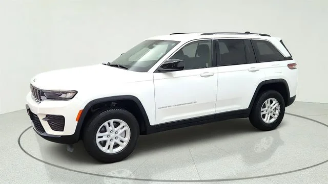 2023 Jeep Grand Cherokee Laredo - Photo 6