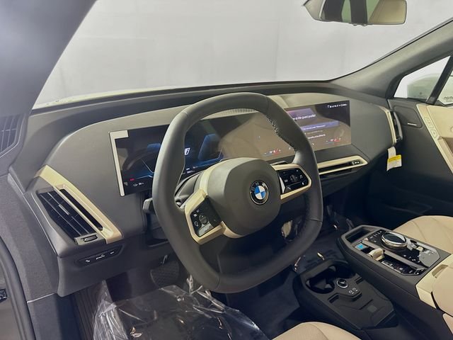 2026 BMW iX 45 - Photo 9