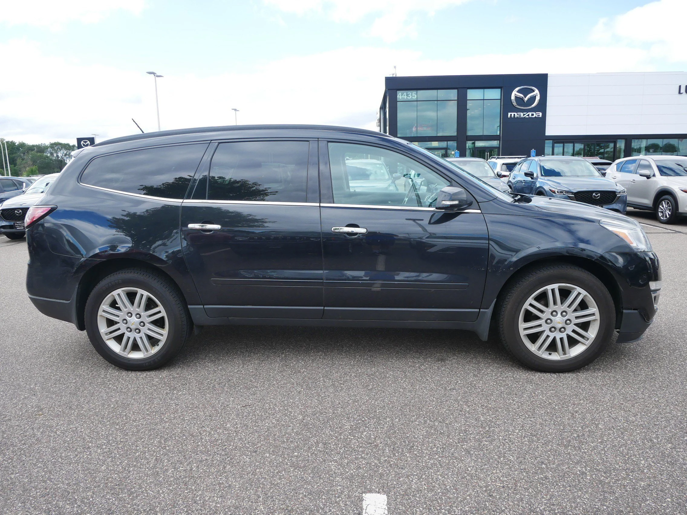 Used 2014 Black Granite Metallic Chevrolet LT image 7